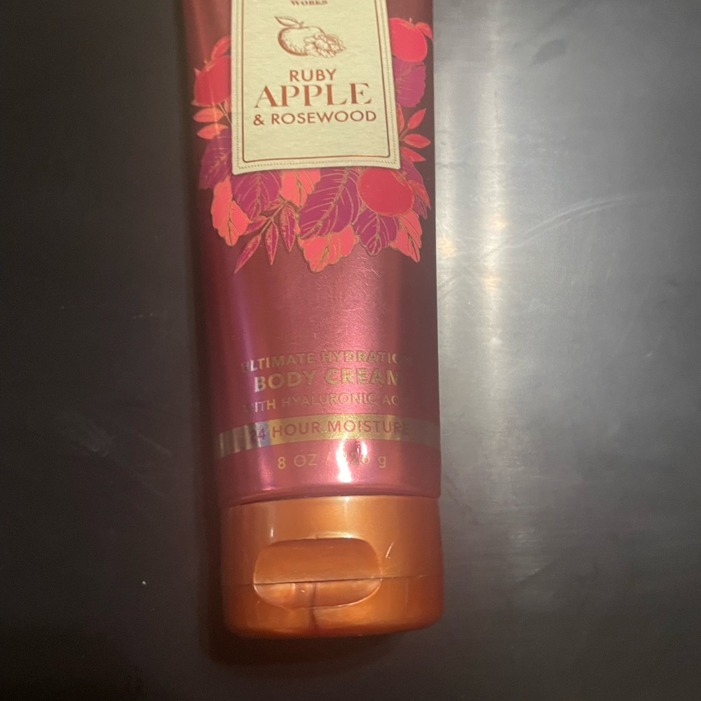 Ruby Apple & Rosewood Body Cream